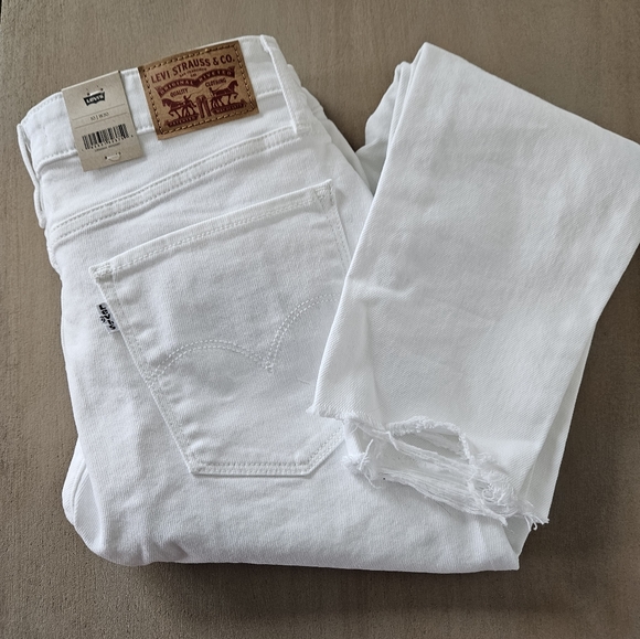 Levi's Denim - Levi's White Distressed High Rise Skinny Jeans